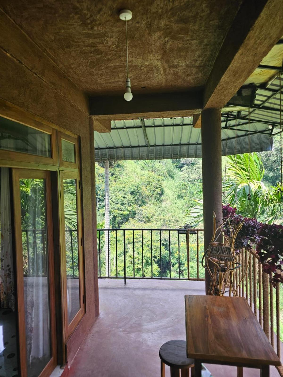 Creek Downhills Bed & Breakfast เอลลา ภายนอก รูปภาพ