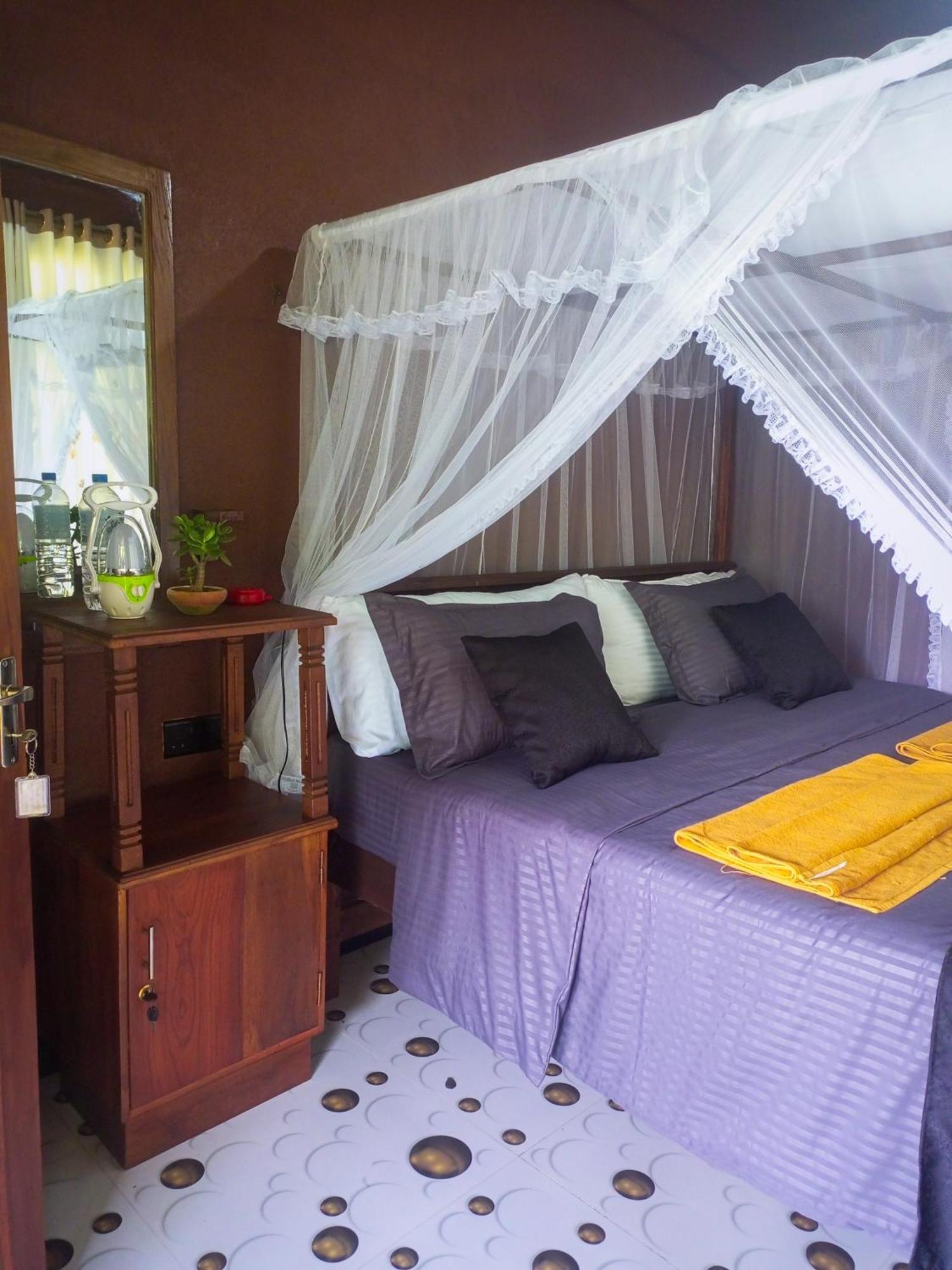 Creek Downhills Bed & Breakfast เอลลา ภายนอก รูปภาพ